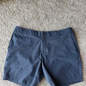 Lululemon Athletica Men's Charcoal Everyday Shorts